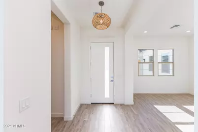 7550 W Gelding Drive, Peoria, AZ 85381 - Photo 9