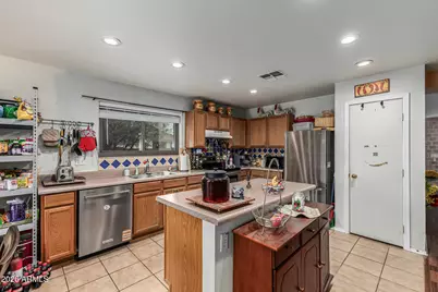 11223 E Raleigh Avenue, Mesa, AZ 85212 - Photo 13