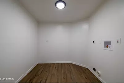 323 N Hunt Drive E, Mesa, AZ 85203 - Photo 29