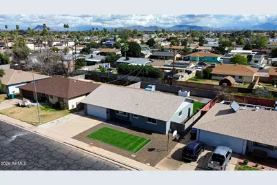 323 N Hunt Drive E, Mesa, AZ 85203 - Photo 31