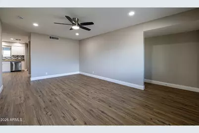 323 N Hunt Drive E, Mesa, AZ 85203 - Photo 9