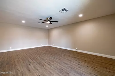 323 N Hunt Drive E, Mesa, AZ 85203 - Photo 13