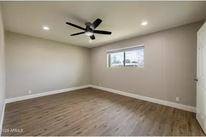 323 N Hunt Drive E, Mesa, AZ 85203 - Photo 19