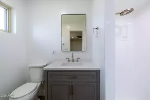 323 North Hunt Dr E, Mesa, AZ 85203 - Photo 21