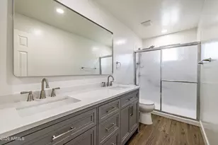 323 North Hunt Dr E, Mesa, AZ 85203 - Photo 27