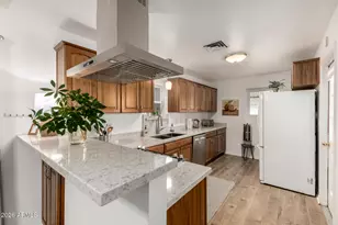 1121 S Lawther Dr, Apache Junction, AZ 85120 - Photo 7