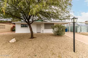 1121 S Lawther Dr, Apache Junction, AZ 85120 - Photo 1