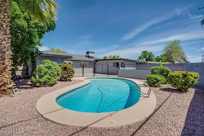 543 W 19th Street, Tempe, AZ 85281 - Photo 1