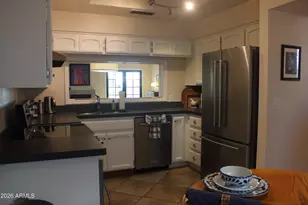 2929 E Rose Ln, Phoenix, AZ 85016 - Photo 7