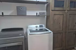 14233 N 60th Ave, Glendale, AZ 85306 - Photo 19