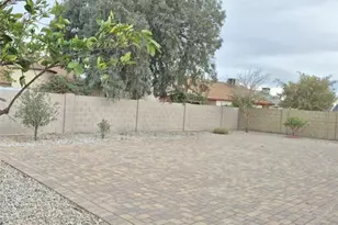 14233 N 60th Ave, Glendale, AZ 85306 - Photo 23