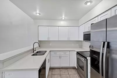 1717 E Union Hills Drive #1073, Phoenix, AZ 85024 - Photo 11