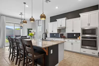 14233 S 179th Avenue, Goodyear, AZ 85338 - Photo 11