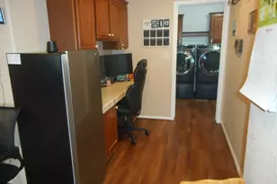 22129 W Dixileta Dr, Wittmann, AZ 85361 - Photo 9