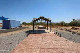 22129 W Dixileta Dr, Wittmann, AZ 85361 - Photo 5