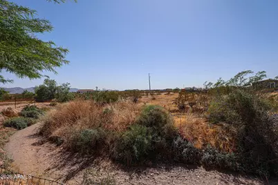22129 W Dixileta Drive, Wittmann, AZ 85361 - Photo 23