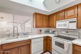 3739 S Siesta Ln, Tempe, AZ 85282 - Photo 13