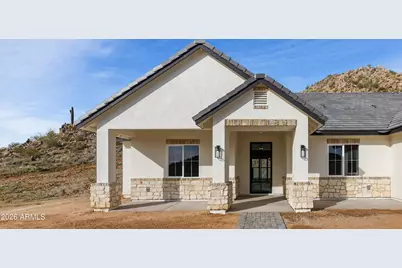 1687 E Creek Canyon Road, Phoenix, AZ 85086 - Photo 1