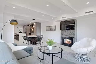 7157 E Rancho Vista Dr, Scottsdale, AZ 85251 - Photo 9