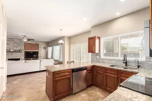 8274 S Stephanie Ln, Tempe, AZ 85284 - Photo 3