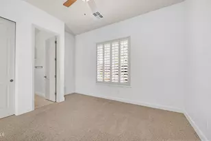 1606 W Silentcove Ln, Phoenix, AZ 85085 - Photo 27