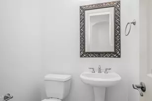 1606 W Silentcove Ln, Phoenix, AZ 85085 - Photo 37