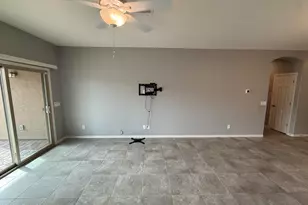 1501 W Buckeye Tree Ave, San Tan Valley, AZ 85140 - Photo 17