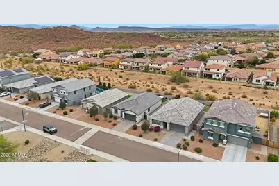 26257 N 133rd Avenue, Peoria, AZ 85383 - Photo 3