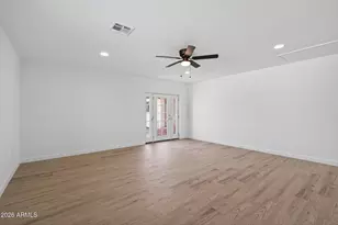 2822 E Yucca St, Phoenix, AZ 85028 - Photo 39