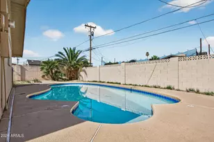 2822 E Yucca St, Phoenix, AZ 85028 - Photo 49