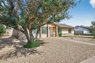 2822 E Yucca St, Phoenix, AZ 85028 - Photo 3