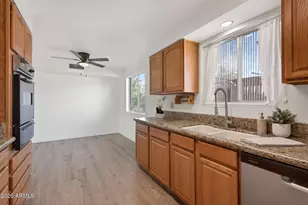 2822 E Yucca St, Phoenix, AZ 85028 - Photo 15