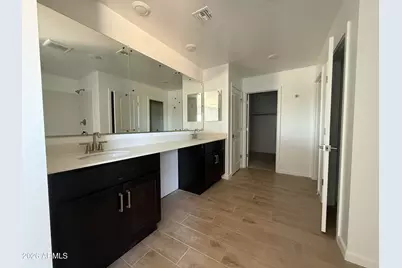 2288 E Galloping Horse Drive, San Tan Valley, AZ 85140 - Photo 17
