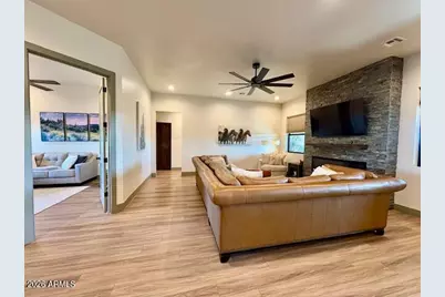 1055 Buckboard Trail, Wickenburg, AZ 85390 - Photo 7