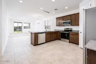 12251 W Caraveo Pl, Peoria, AZ 85383 - Photo 7