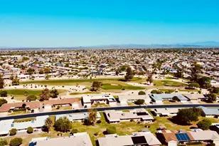 10416 W Prairie Hills Cir, Sun City, AZ 85351 - Photo 13