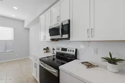 3741 E Catalina Drive, Phoenix, AZ 85018 - Photo 7