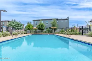 3741 E Catalina Dr, Phoenix, AZ 85018 - Photo 31