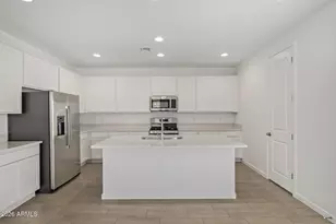 12356 W Pkwy Ln, Avondale, AZ 85323 - Photo 9