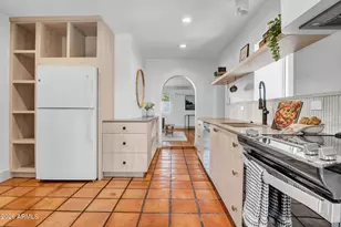 826 E Lamar Rd, Phoenix, AZ 85014 - Photo 7