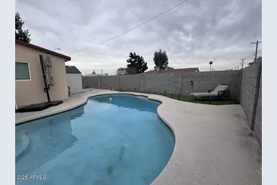 8102 N 30th Drive, Phoenix, AZ 85051 - Photo 15