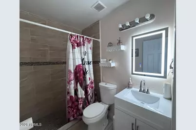 8102 N 30th Drive, Phoenix, AZ 85051 - Photo 11