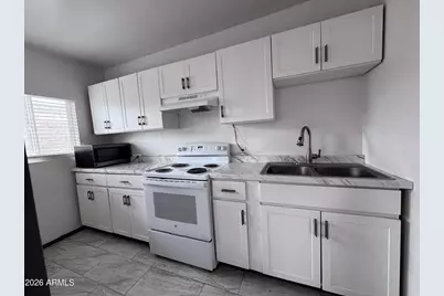 8102 N 30th Drive, Phoenix, AZ 85051 - Photo 21