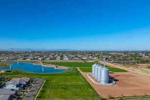 849 S Henry Ln, Gilbert, AZ 85296 - Photo 41