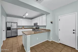 849 S Henry Ln, Gilbert, AZ 85296 - Photo 11