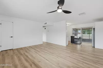 2134 E Beck Lane, Phoenix, AZ 85022 - Photo 11