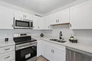 2134 E Beck Ln, Phoenix, AZ 85022 - Photo 5