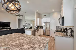 4536 E Rowel Rd, Phoenix, AZ 85050 - Photo 5