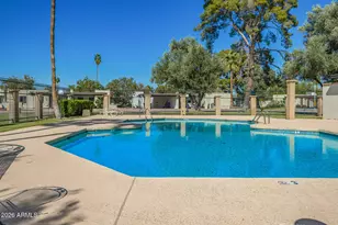 2717 S Alder Dr, Tempe, AZ 85282 - Photo 25