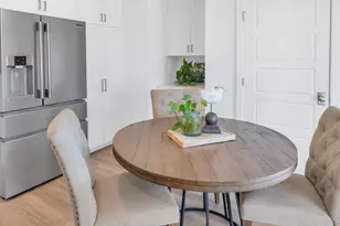 8620 E Via Del Palacio St, Scottsdale, AZ 85258 - Photo 15